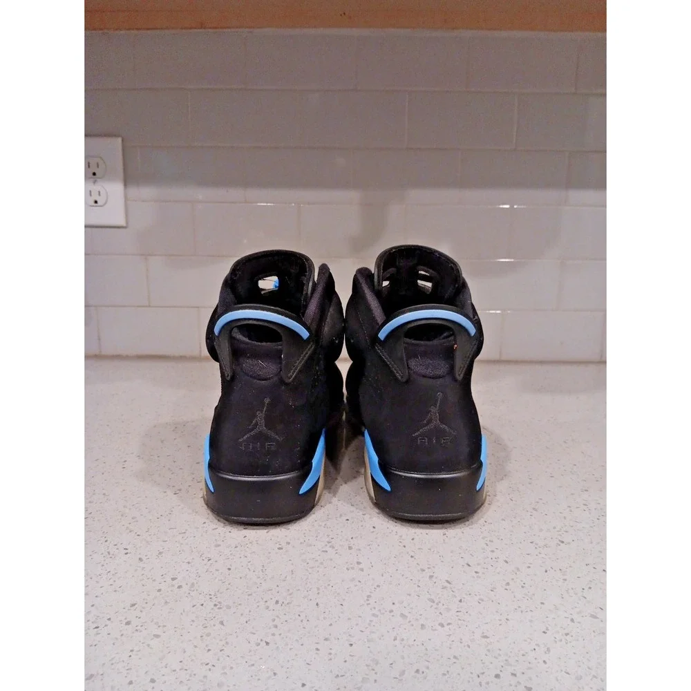 Jordan 6 Retro UNC Size 11